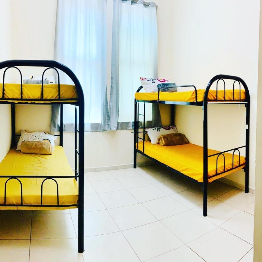 Albergue Female Only-Anaruby Backpackers- Metro Station Mashreq Dubái Exterior foto